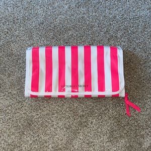 VS Travel Cosmetics Case